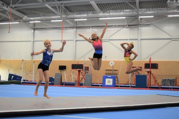 Inflatable Gymnast Tumbled Mat - مراجعة Tumbling Air Track وسعره